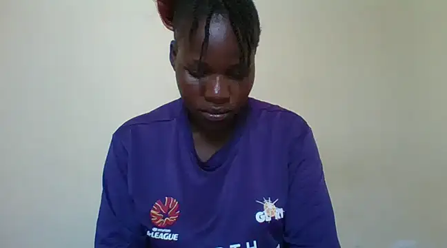 Snapshot of prettychic5 chatting on 12/09/24, 02:28 prettychic5 online show from 12/09/24, 02:28