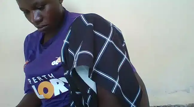 Snapshot of prettychic5 chatting on 01/21/25, 06:54 prettychic5 online show from 01/21/25, 06:54