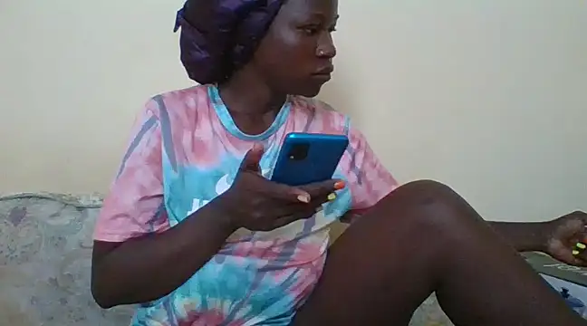 Snapshot of prettychic5 chatting on 01/23/25, 06:39 prettychic5 online show from 01/23/25, 06:39