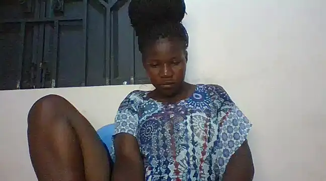 Snapshot of prettychic5 chatting on 03/12/25, 06:11 prettychic5 online show from 03/12/25, 06:11