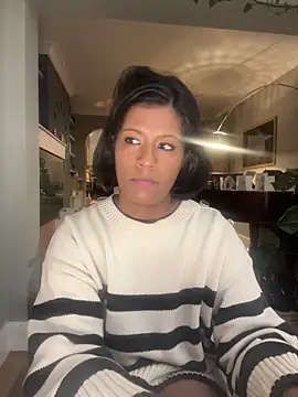 Snapshot of RoseMelanie chatting on 12/13/24, 09:20 RoseMelanie online show from 12/13/24, 09:20