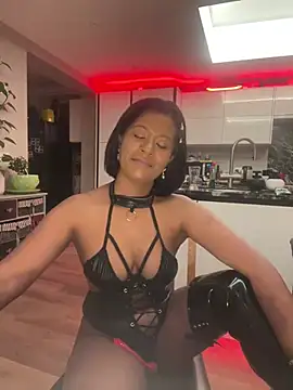 Snapshot of RoseMelanie chatting on 01/18/25, 08:19 RoseMelanie online show from 01/18/25, 08:19