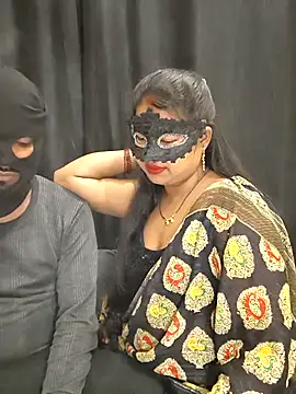 Snapshot of Something_61 chatting on 02/02/26, 03:44 Something 61 online show from 02/02/26, 03:44