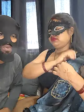 Snapshot of Something_61 chatting on 02/09/26, 04:05 Something 61 online show from 02/09/26, 04:05