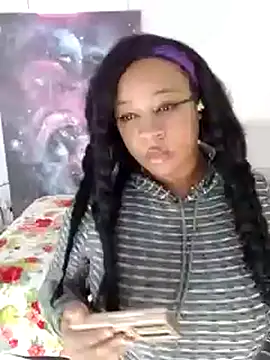 temptressbeauty24 online show from 02/11/25, 11:44