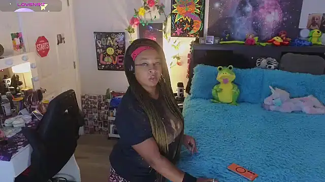 temptressbeauty24 online show from 09/29/25, 06:02