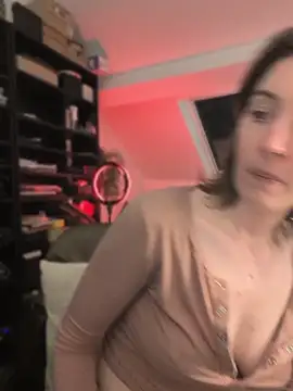 Snapshot of sophia_leurre chatting on 04/11/26, 08:46 sophia leurre online show from 04/11/26, 08:46