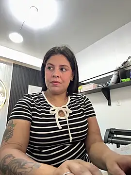 valelo online show from 04/21/26, 01:28