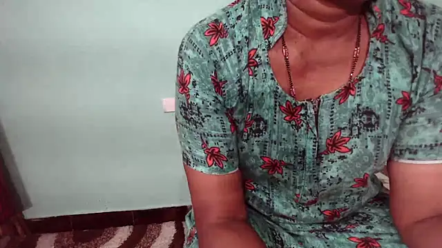 shrutitelugu69 online show from 12/22/25, 06:43