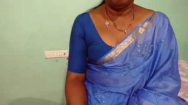 shrutitelugu69 online show from 03/04/26, 02:23