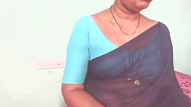 shrutitelugu69 online show from 04/16/26, 03:13