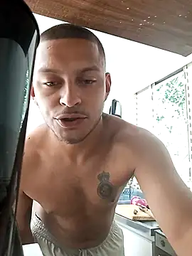 emrehliug12 online show from 02/06/26, 04:10