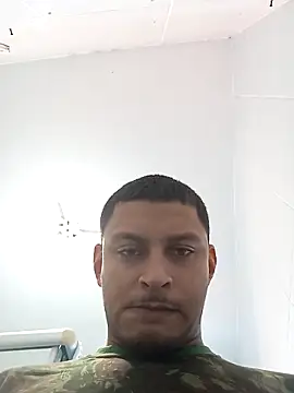 emrehliug12 online show from 04/22/26, 03:02