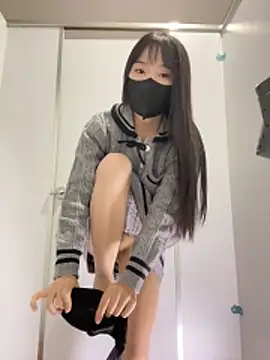 Snapshot of Asia-Lynn chatting on 12/03/25, 01:20 Asia-Lynn online show from 12/03/25, 01:20