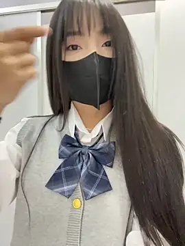 Snapshot of Asia-Lynn chatting on 12/19/25, 11:17 Asia-Lynn online show from 12/19/25, 11:17