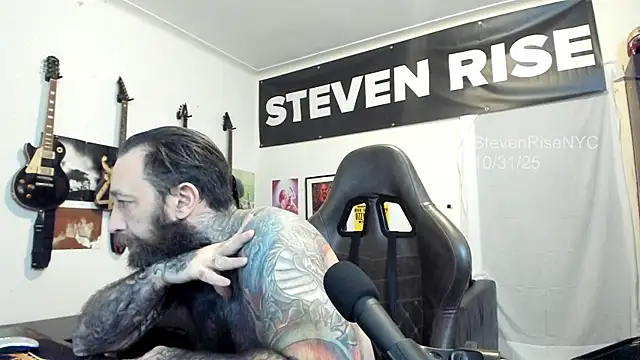 StevenRiseNYC online show from 10/31/25, 02:40