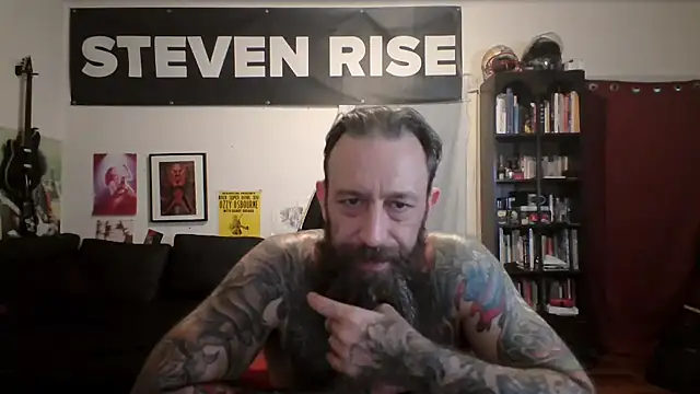 Snapshot of StevenRiseNYC chatting on 05/23/26, 12:49 StevenRiseNYC online show from 05/23/26, 12:49