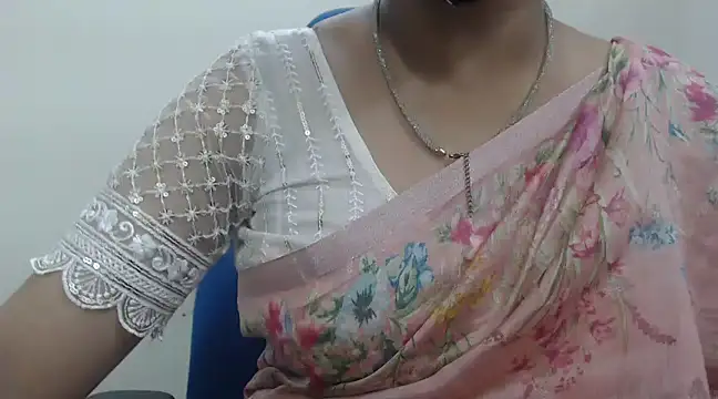 Lovely Siri 23 online show from 02/12/25, 06:19