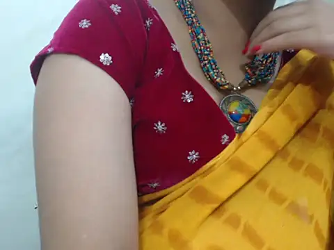 Lovely Siri 23 online show from 06/06/26, 01:38