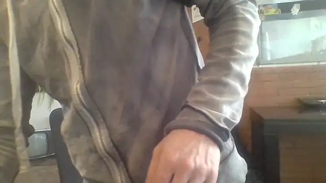 Snapshot of Stevenson988 chatting on 10/14/25, 03:24 Stevenson988 online show from 10/14/25, 03:24