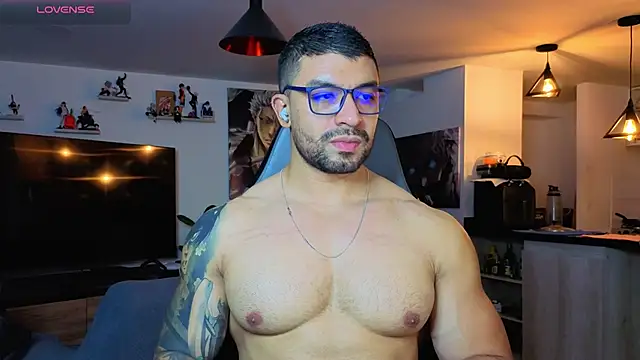 Michael Diamond online show from 04/17/26, 04:04