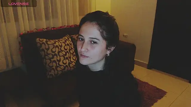 Snapshot of AlissonnFoxx chatting on 03/04/25, 02:49 AlissonnFoxx online show from 03/04/25, 02:49