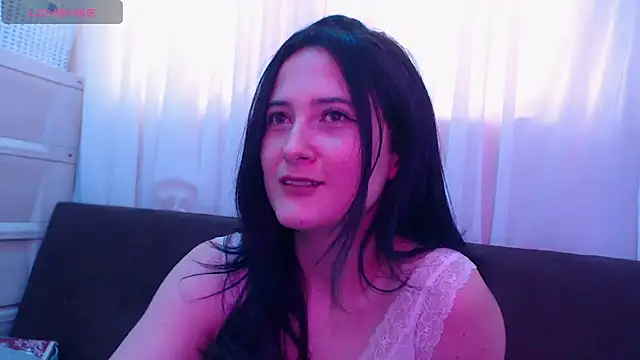 AlissonnFoxx online show from 06/06/26, 10:36