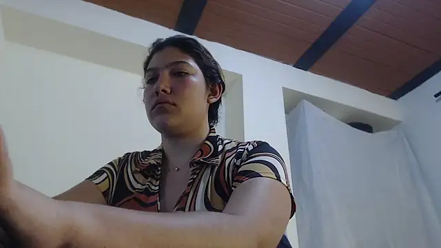 ammarahot7777 online show from 11/08/25, 12:11