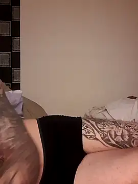 Snapshot of PIercingBoy38 chatting on 01/22/25, 12:48 PIercingBoy38 online show from 01/22/25, 12:48