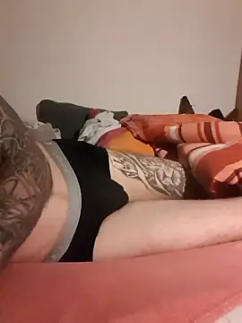 Snapshot of PIercingBoy38 chatting on 01/29/25, 09:17 PIercingBoy38 online show from 01/29/25, 09:17