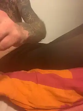 Snapshot of PIercingBoy38 chatting on 02/20/25, 09:31 PIercingBoy38 online show from 02/20/25, 09:31