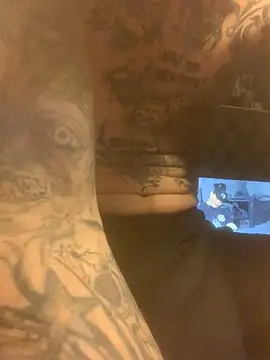 Snapshot of PIercingBoy38 chatting on 02/28/25, 01:26 PIercingBoy38 online show from 02/28/25, 01:26