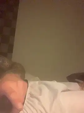 Snapshot of PIercingBoy38 chatting on 03/05/25, 10:21 PIercingBoy38 online show from 03/05/25, 10:21