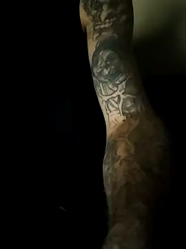 Snapshot of PIercingBoy38 chatting on 09/27/25, 10:04 PIercingBoy38 online show from 09/27/25, 10:04