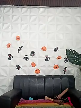 Valentinaa mature online show from 10/05/25, 11:57