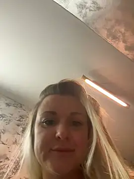 Bella-Tight online show from 02/04/26, 08:03