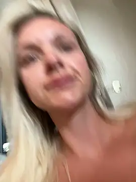 Bella-Tight online show from 06/24/26, 05:39