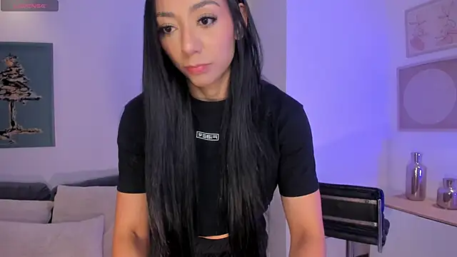 LizzHamilton   online show from 02/05/26, 01:16