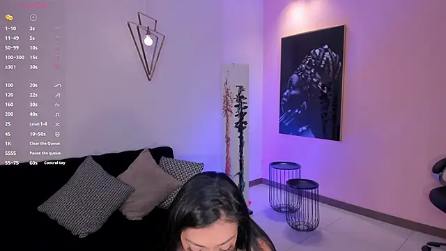 LizzHamilton   online show from 02/21/26, 05:03