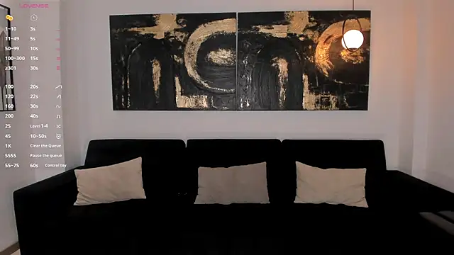 LizzHamilton   online show from 03/06/26, 08:38