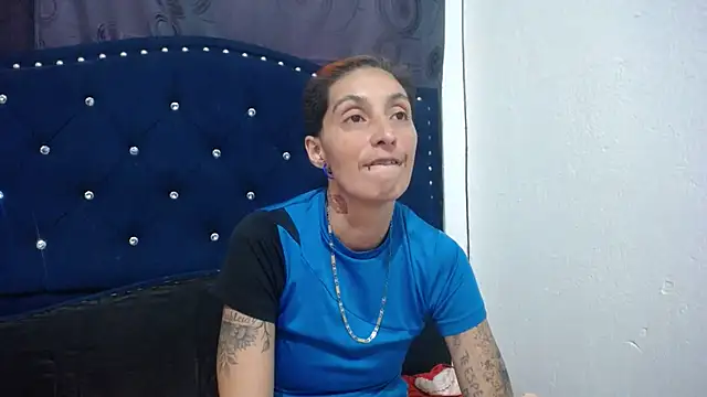 anyu1306 online show from 12/19/24, 01:51