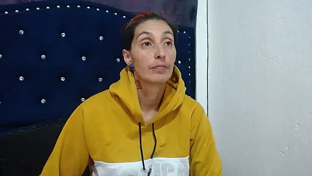 anyu1306 online show from 12/24/24, 02:33