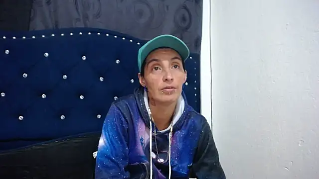 anyu1306 online show from 01/16/25, 04:07