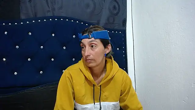 anyu1306 online show from 02/01/25, 03:08