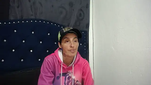 anyu1306 online show from 02/05/25, 03:55