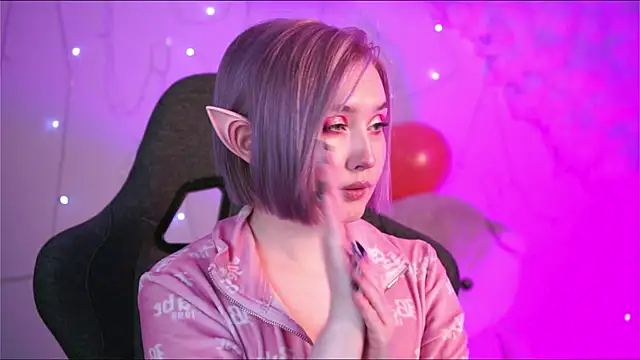 ReiYosimoto online show from 02/14/25, 11:42