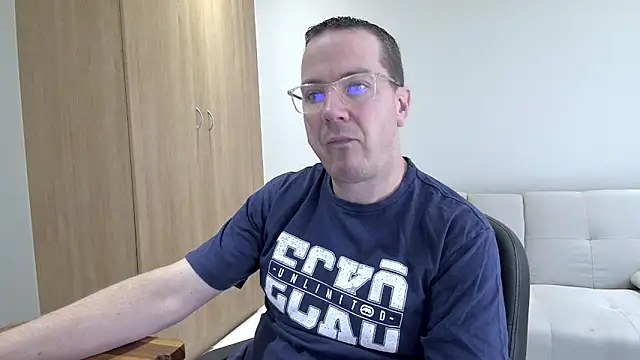 BrettJ81 online show from 09/26/25, 01:04