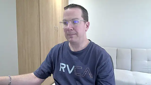 BrettJ81 online show from 11/09/25, 12:58