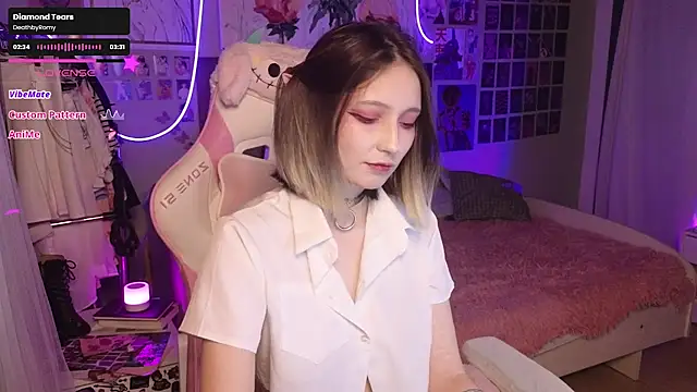 Evie Ro online show from 10/11/25, 02:55