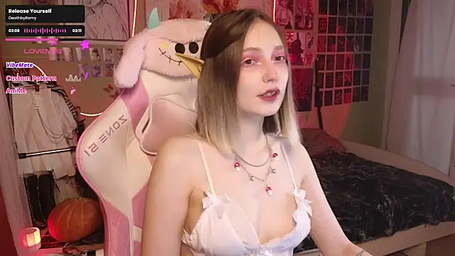 Evie Ro online show from 10/29/25, 10:33